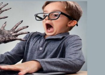 Šokas tėvams: Prancūzija ruošiasi uždaryti socialinius tinklus visiems vaikams iki 15 metų