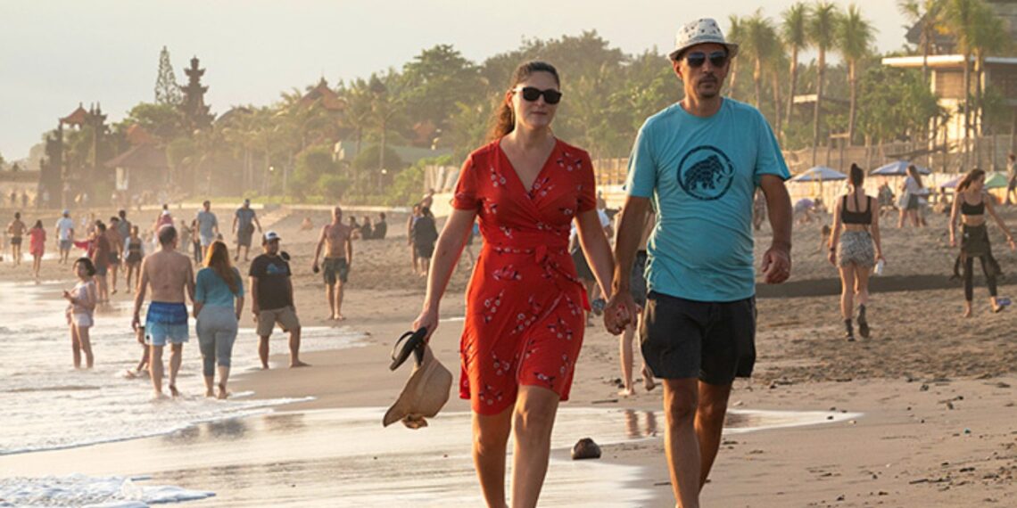 Šoke?“ Populiariame kurorte nevedusiems vyrams uždrausta mylėtis – gresia griežtos baudos