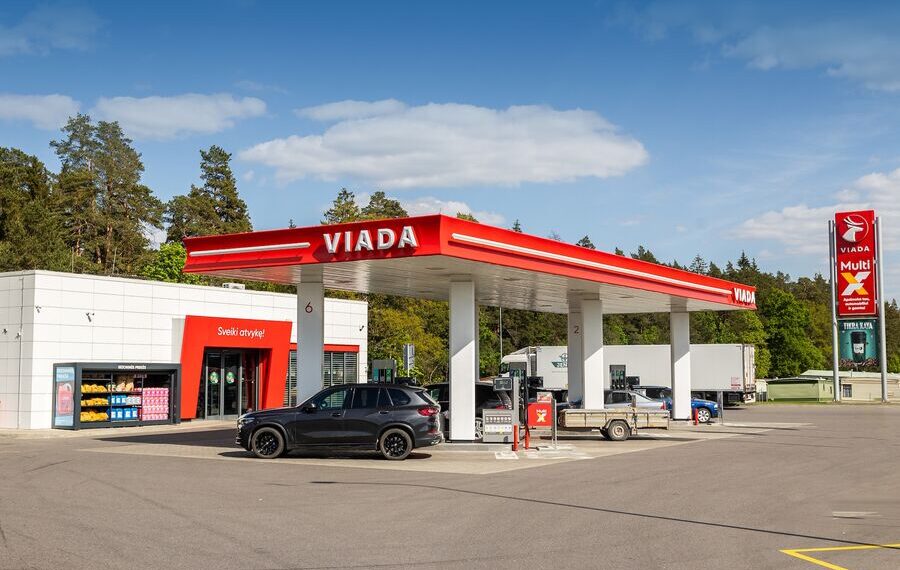 Šokiruoja „Viada“ žingsnis: milijonai metami į biometano tinklą – vairuotojų laukia revoliucija