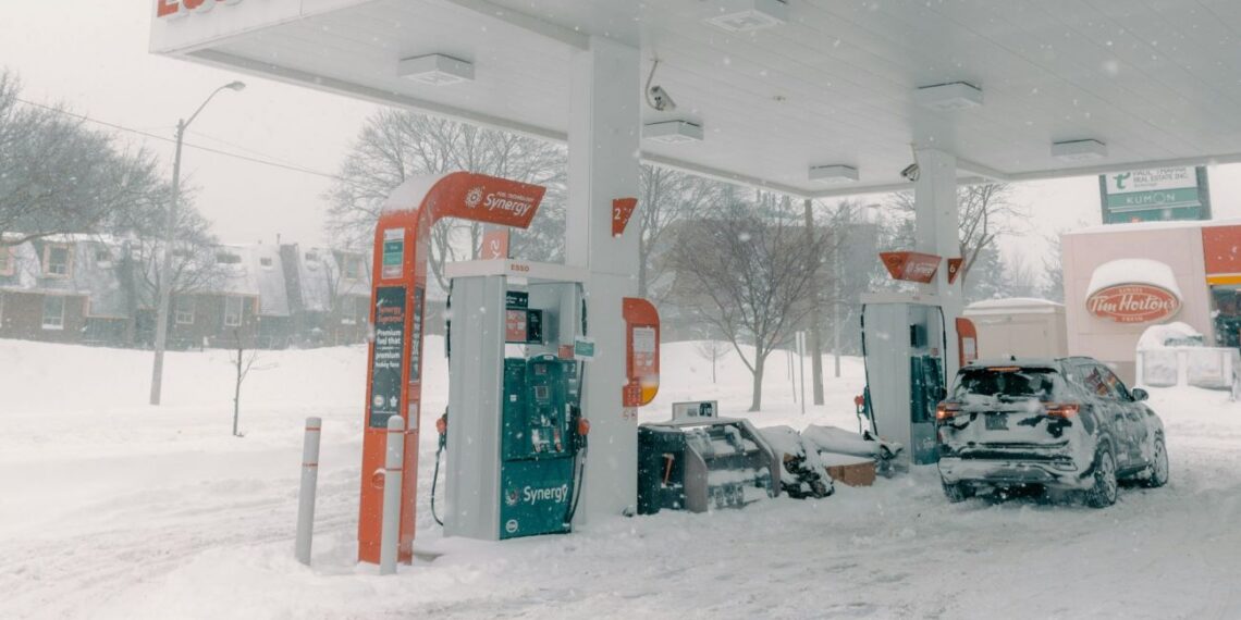 Šokiruojančios klaidos, dėl kurių žiemą iššvaistai kurą: 5 taisyklės, apie kurias tylėjo meistrai