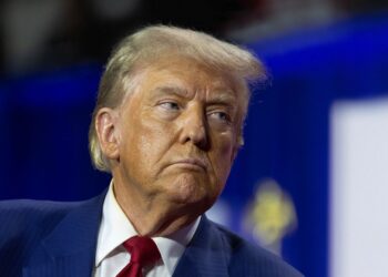 Šokiruojanti gydytojos išvada: ar Trumpo „arklinės“ aspirino dozės širdžiai nesibaigs tragedija?