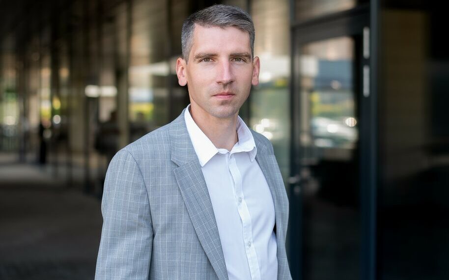 Šokiruojanti tiesa apie naudotus elektromobilius: ką slepia pardavėjai ir kaip neapsigauti perkant