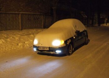Šokiruojanti tiesa vairuotojams: ar galite gauti milžinišką baudą už sniegą ant automobilio?
