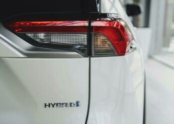 Šokiruojantis atradimas: VILNIUS TECH mokslininkas perspėja – kai kurie biopriedų degalai dar labiau nuodija orą