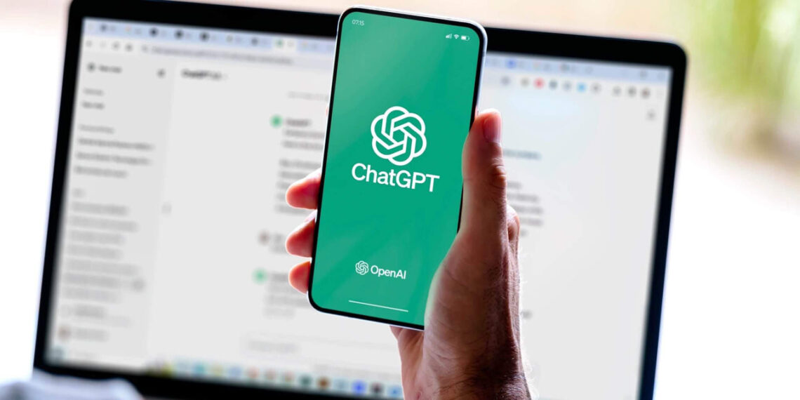 Šokiruojantis posūkis: OpenAI ruošiasi kišti reklamas į nemokamą ChatGPT versiją, vartotojai įtūžę