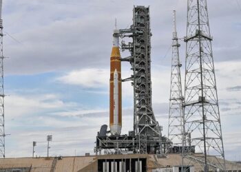 Šokiruojantis sprendimas: NASA sustabdo istorinį skrydį į Mėnulį – kaltas netikėtas šalčio smūgis