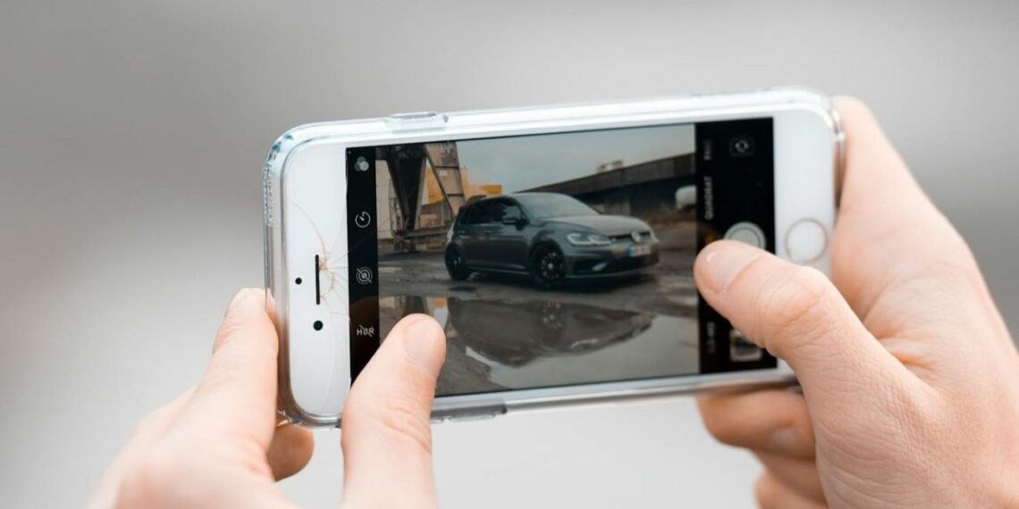 Šokiruojantis sugrįžimas: 15 metų senumo iPhone 4 vėl ant bangos – paklausa šauna į kosmines aukštumas