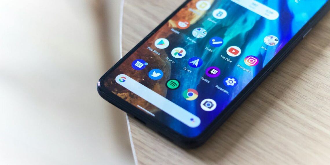 Šokiruojantis triukas: kaip saugiai pašalinti nereikalingas Android programas ir paspartinti telefoną