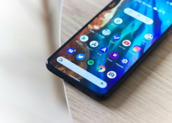 Šokiruojantis triukas: kaip saugiai pašalinti nereikalingas Android programas ir paspartinti telefoną