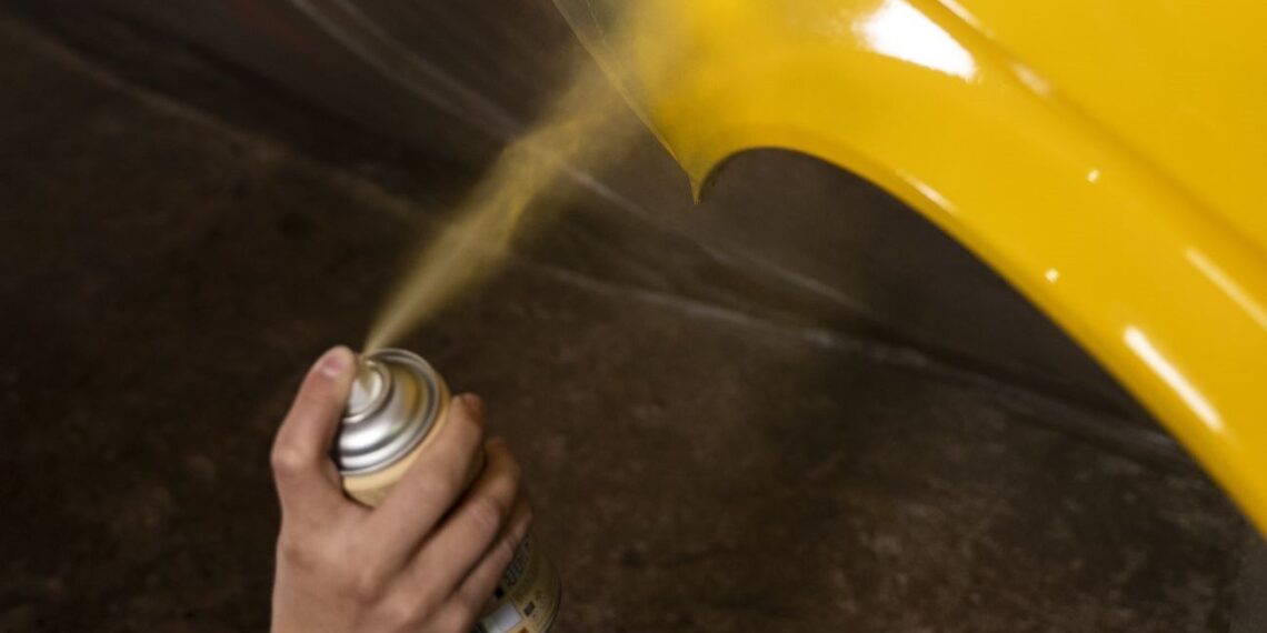 Šokiruojantis triukas vairuotojams: paprastas namų būdas, kaip akimirksniu ištiesinti įlenktą auto kėbulą