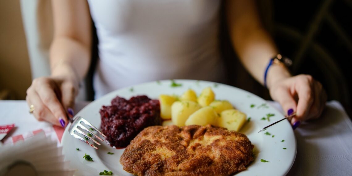 Šokiruojantys tyrimo rezultatai: nevalgai mėsos? Tavo šansai sulaukti 100 metų gali sumažėti