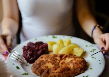 Šokiruojantys tyrimo rezultatai: nevalgai mėsos? Tavo šansai sulaukti 100 metų gali sumažėti