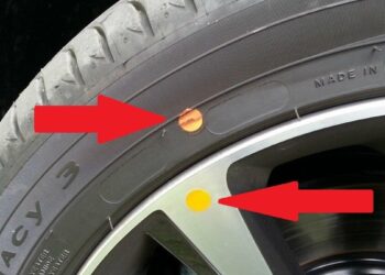 Spalvotos krapštynės ant padangų ir ratlankių glumina vairuotojus: meistrai atskleidė tikrąją prasmę