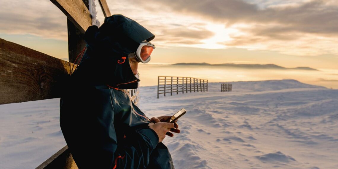 Specialistas įspėja: žiemos šaltukas tyliai žudo jūsų telefoną – štai kada bėkite pas meistrą