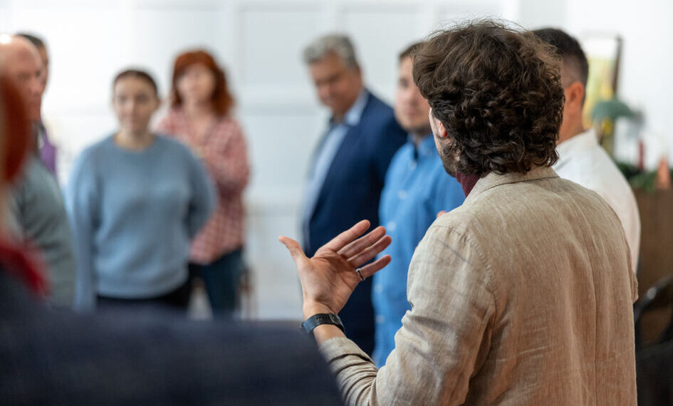 Specialistas Kulikauskas-Maršantas perspėja: frazė „viskas prioritetas“ tyliai žudo komandos efektyvumą