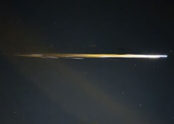 Sprogstantis kosminis šlamštas virš mūsų galvų: žemės drebėjimo jutikliai fiksuoja sukrečiančius garsus