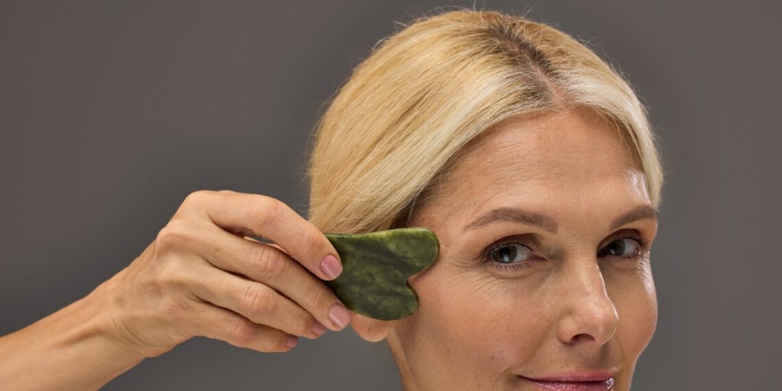 Staigi veido ir kojų tinimo priežastis šokiruos: gydytojai įspėja dėl limfos sąstingio