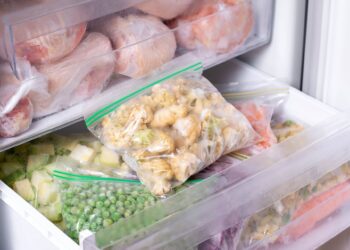 Staigmena šaldiklyje: šiuos patiekalus pasiruošk iš anksto ir sutaupysi valandas virtuvėje