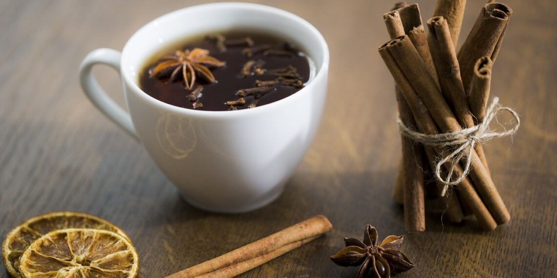 Stebuklingas rytinis gėrimas, kuris akimirksniu pagerins savijautą – ir tai tikrai ne arbata