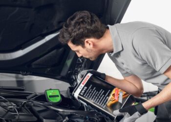 Taupai ar žaidi su gyvybe? Ekspertai perspėja: stabdžių skysčių maišymas gali baigtis tragedija