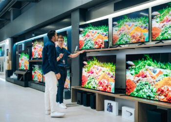 Televizoriai atpigo 90% per 25 metus: ekspertai šokiruoti – pigiausių ekranų era baigiasi