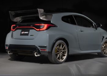 Toyota GR Yaris MORIZO RR šokas: 100 vienetų Europai, 305 AG ir lenktynių genai iš Nürburgringo