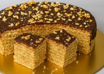 Vaflinis tortas per 15 min: genialus tinginių desertas, kuris pavyksta absoliučiai visiems