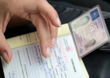 Vienas pažeidimas Lenkijoje ir 5 metams be teisių: nuo kovo 2-osios vairuotojams smogia nauja tvarka