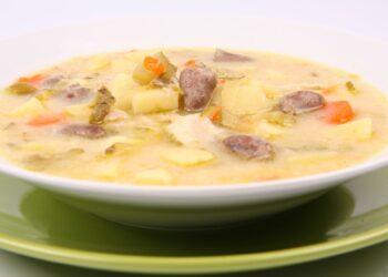 Vienintelis triukas, dėl kurio agurkų sriuba tampa tokia soti, kvapni ir visai ne riebi