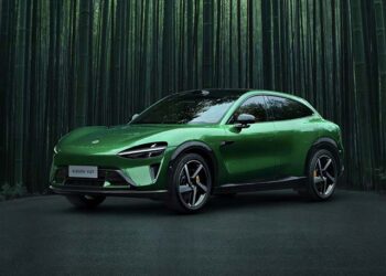 Xiaomi šovė į elektromobilių elitą: parduota virš 400 tūkst. EV, ruošiamas milžiniškas perversmas