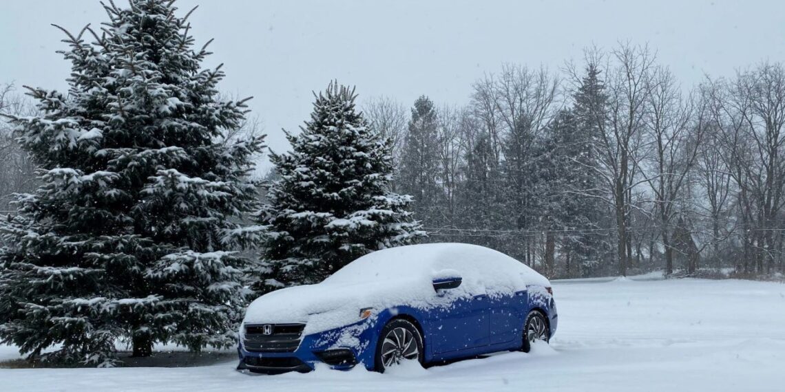 Žiema smogs netikėtai: vietos, kuriose per snygį palikęs automobilį galite jo neberasti