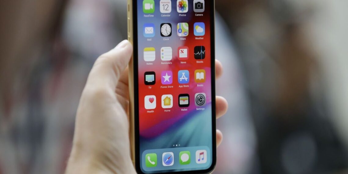 Kibernetinio saugumo specialistai įspėja: nauja „iPhone“ kalendoriaus schema gali išvilioti pinigus ir duomenis