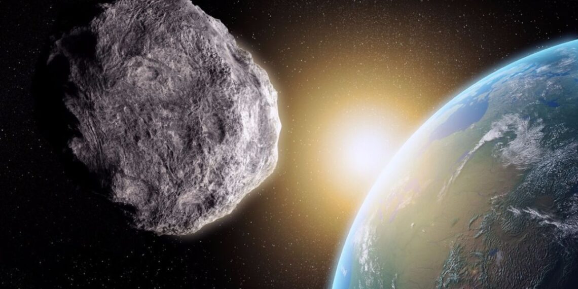 Arčiau nei Mėnulis: 30 metrų asteroidas praskries pro Žemę, NASA įspėja