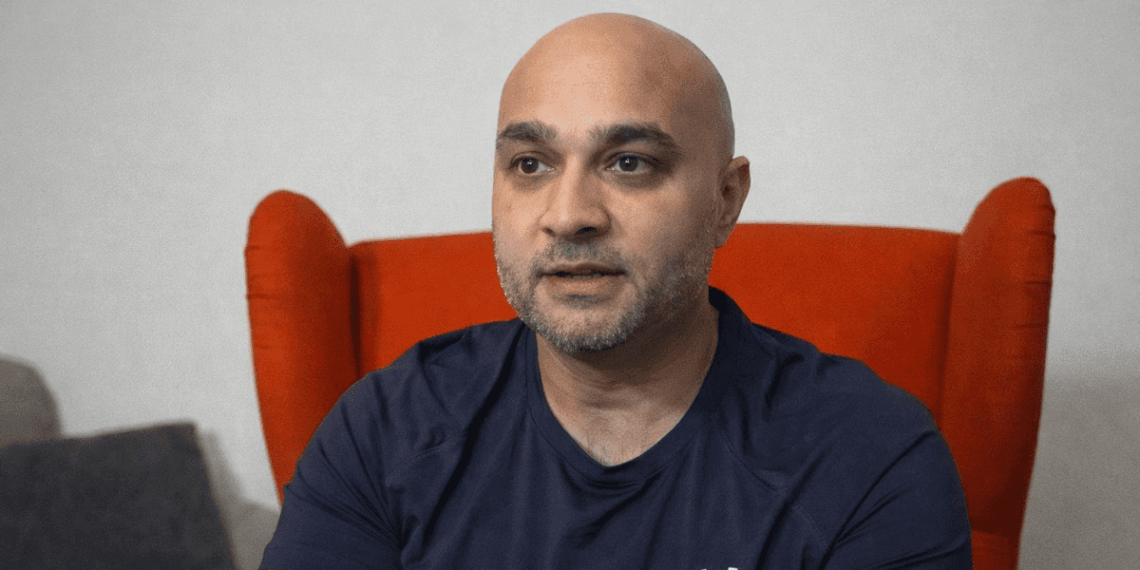 Po 45 minučių klinikinės mirties – neįtikėtinas sugrįžimas: britas treniruojasi ekstremaliems bėgimams