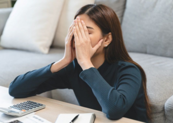 5 klastingi ženklai, kad jūsų organizmas visiškai išsekęs – gydytojai įspėja jų neignoruoti