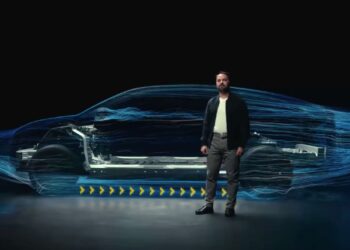 Amerikiečiai meta iššūkį „Teslai“: už 30 tūkst. € pristato F-1 technologijomis grįstą elektrinį pikapą