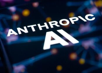 Įtampa tarp dirbtinio intelekto kūrėjų ir Pentagono: „Anthropic“ stoja į viešą ginčą