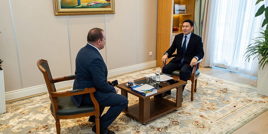 Atskleista: kaip „Samruk Kazyna“ per valstybinį fondą perbraižo Kazachstano ekonomiką