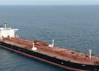 Slaptas planas? Trumpo komanda svarstė Irano tanklaivių perėmimą, grėsė naftos kainų šokas