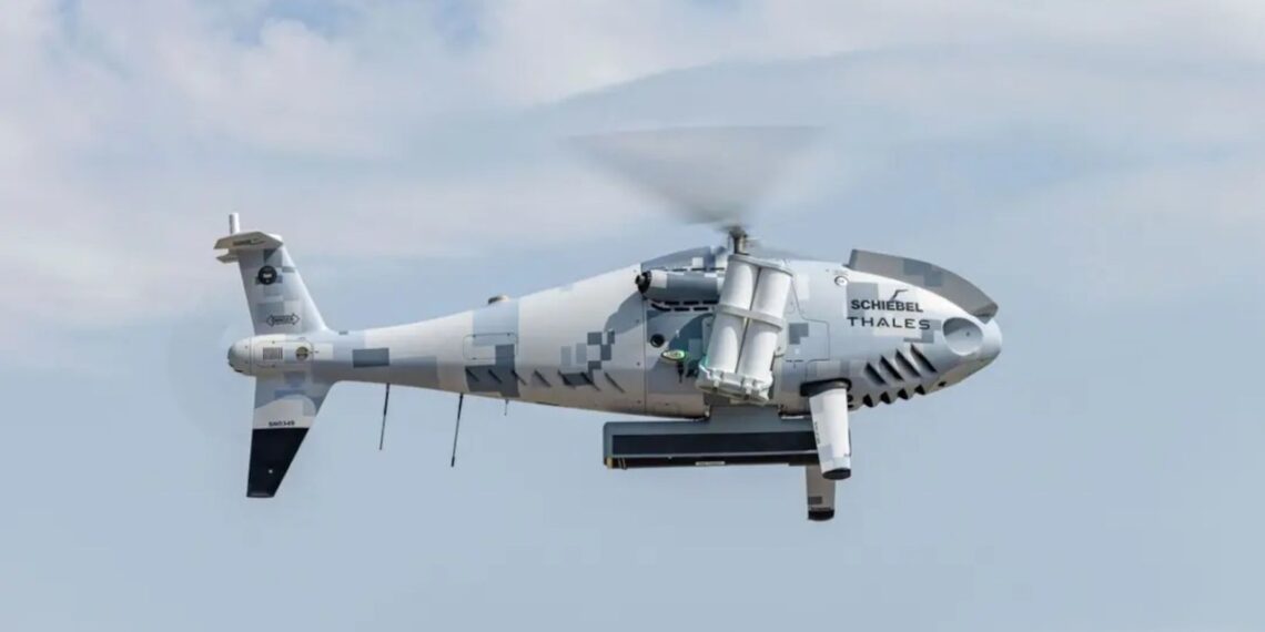 Austrija paleidžia „dronų medžiotoją“: naujas bepilotis sraigtasparnis naikins rusiškus Shahed