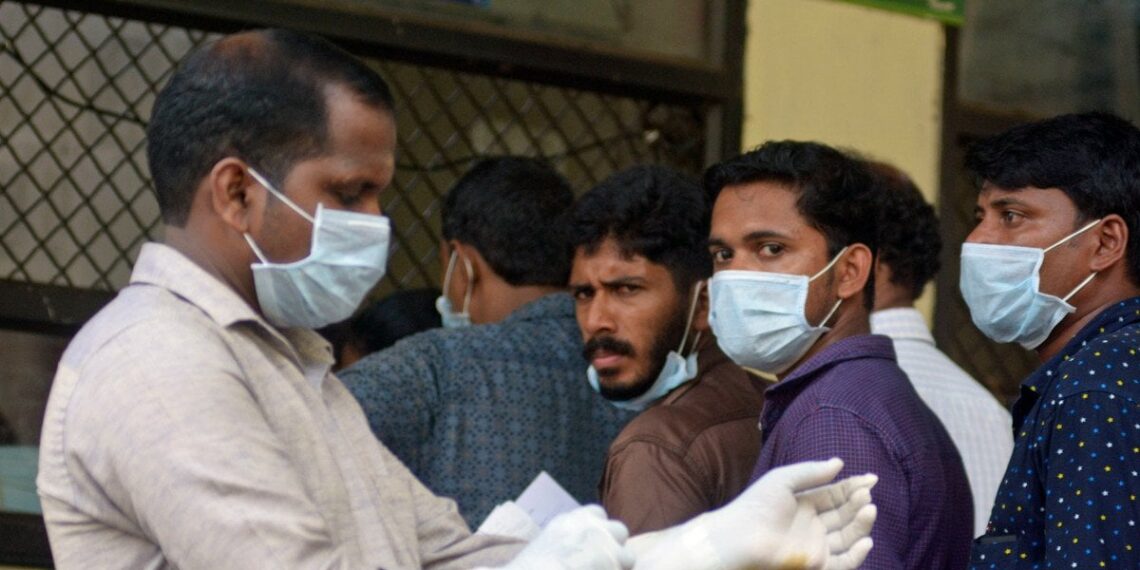 Bangladeše nuo mirtinai pavojingo Nipah viruso mirė moteris: ekspertai įspėja dėl grėsmės