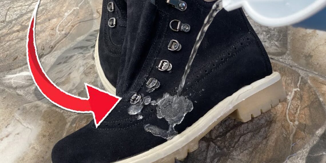 Batai neperšlampa net balose: genialus triukas su virtuvės mišiniu – avalynė sausut sausutėlė