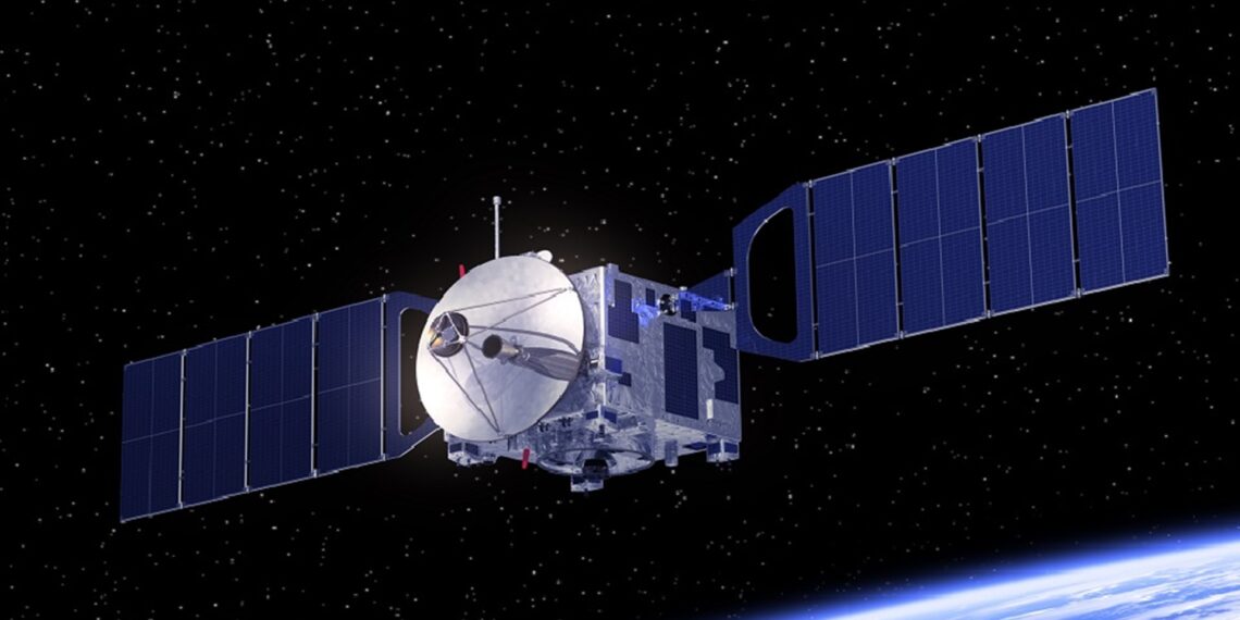 Britų tyrimas: jūroje statomos vėjo jėgainės gali tapti milžiniškomis kosminės saulės energijos antenomis