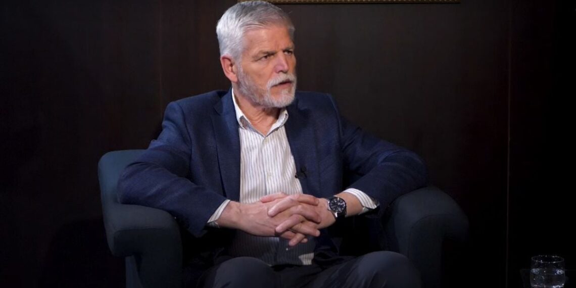 Lemtinga parama: Čekija teigia, kad be šios paramos Ukraina neišsilaikytų