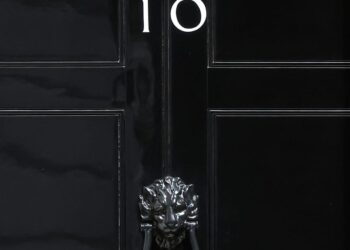 Smūgis Starmeriui: komunikacijos šefas netikėtai palieka Dauningo gatvę