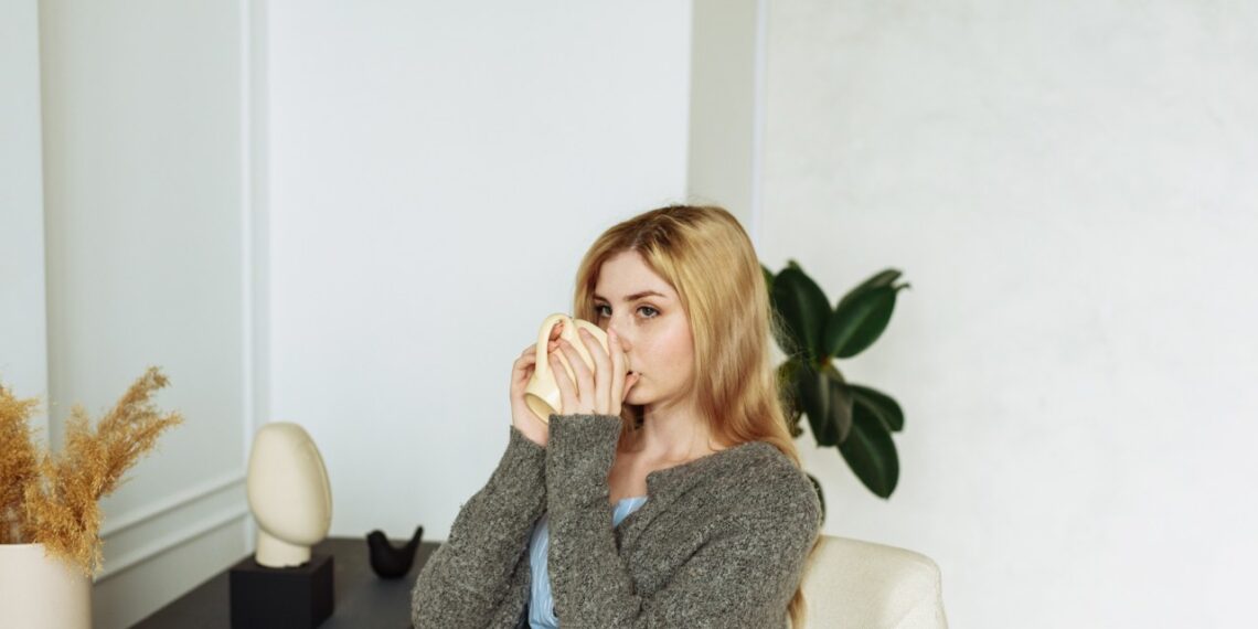 5 pigios žolelių arbatos, kurios padėjo sumažinti aknės požymius