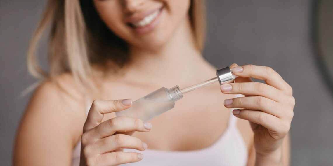 Retinolis prieš retinalį: kuris vitamino A darinys geriau veikia odą?