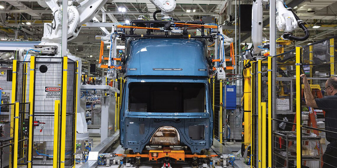 Ekspertai perspėja: muitų banga gali pakeisti pasaulinės prekybos kryptį