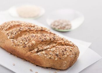 Dietologai nustėro: šis ryžių „duonos stebuklas“ be miltų tirpdo kilogramus ir gelbsti sveikatą