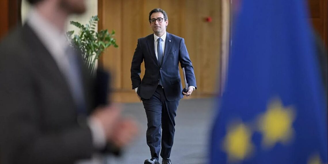 ES viršūnių susitikime – šokiruojamas pasiūlymas: pirmenybė europiečiams, o ne pasauliui?